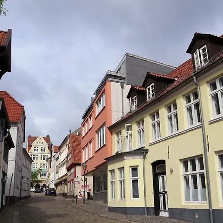 Ferienwohnung Kapitainskoje direkt am Hafen Flensburgs Exterior foto