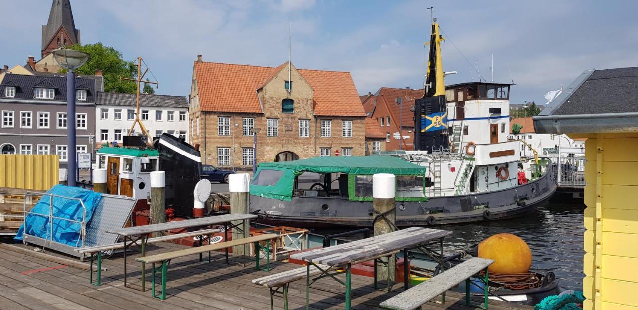Apartment Kapitainskoje Direkt Am Hafen Flensburgs *